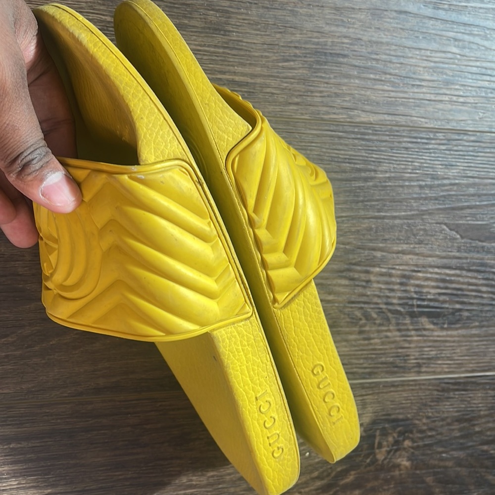Authentic Mens Gucci Slides Size 11 - image 3